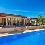 Villa Kunj