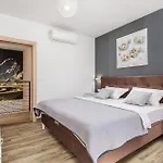 Villa Kunj Сasa de vacaciones