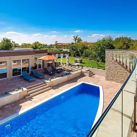 Villa Kunj