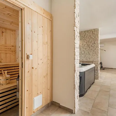 Vikendica Villa Kunj *