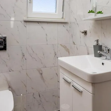 Villa Kunj Tatil Evi