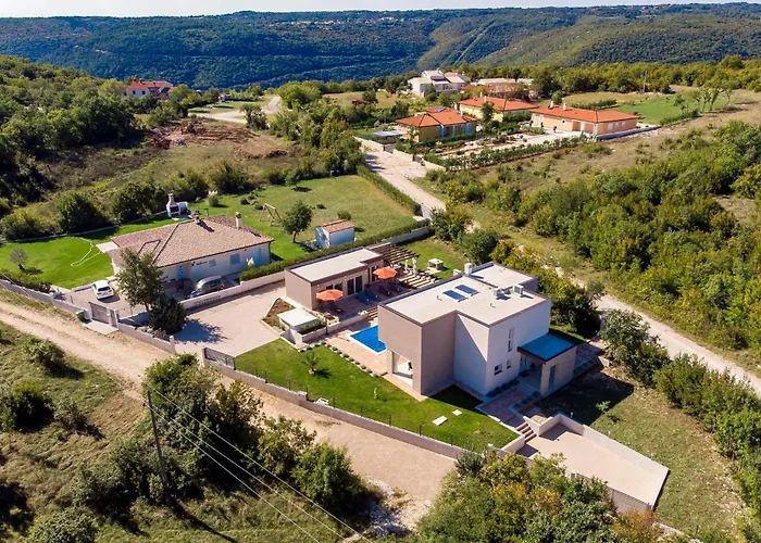 Ferienhaus Villa Kunj Kunj