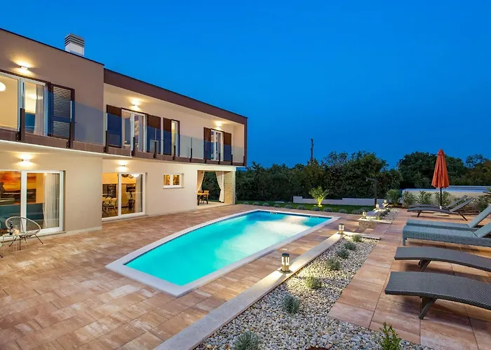 Villa Kunj *