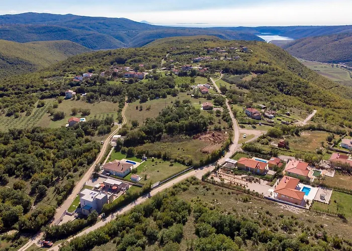 Prázdninový dům Villa Kunj *