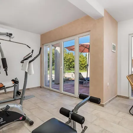 Villa Kunj Vakantiehuis Kunj