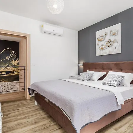 Villa Kunj Holiday home